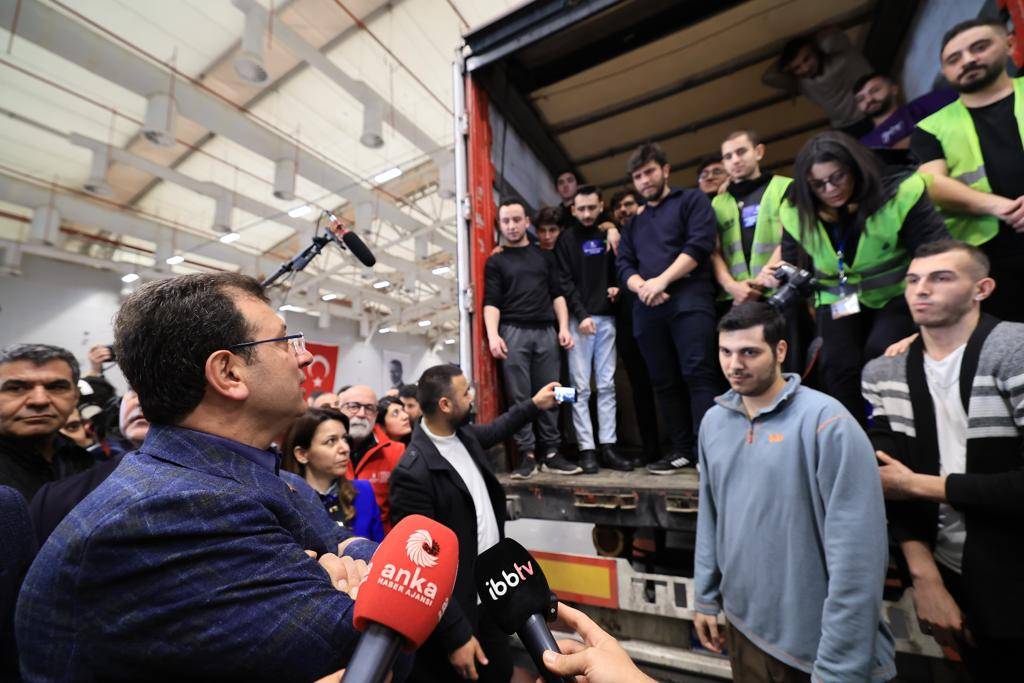 İmamoğlu, Yenikapı lojistik merkezi ziyaretinde konuştu: İnterneti kesenler hukuken hesap vermeli 3